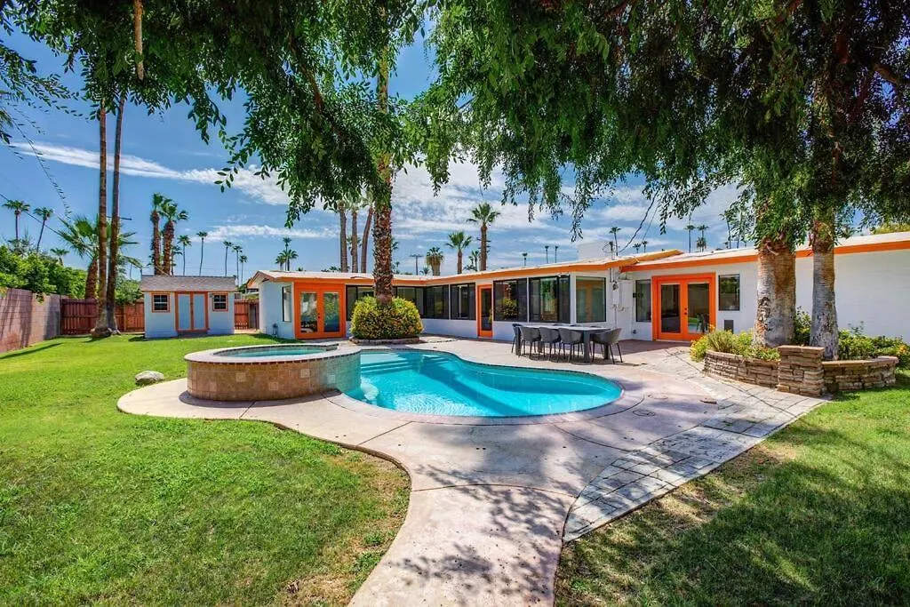 Holiday home Close To Downtown Ps - Hike, Bike, Swim, Relax Palm Springs